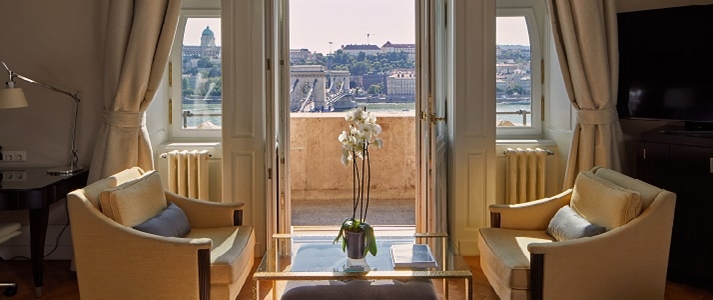 Four Seasons Hotel Gresham Palace Budapest - Photo #2