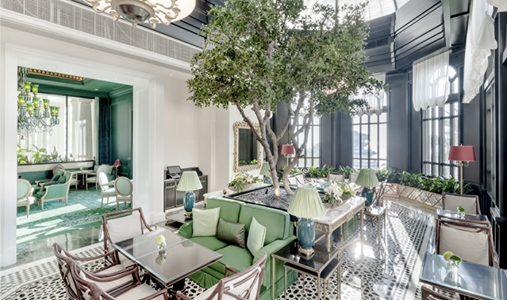 Four Seasons Hotel Doha - Tea Lounge - Book on ClassicTravel.com