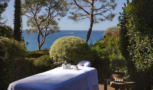 Grand-Hotel du Cap Ferrat, a Four Seasons Hotel - Photo #12