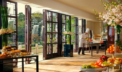 Four Seasons Hotel Hangzhou - Goyer - Book on ClassicTravel.com