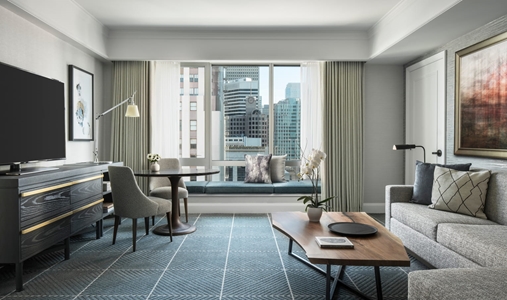 Four Seasons San Francisco - One Bedroom Suite Living Room - Book on ClassicTravel.com