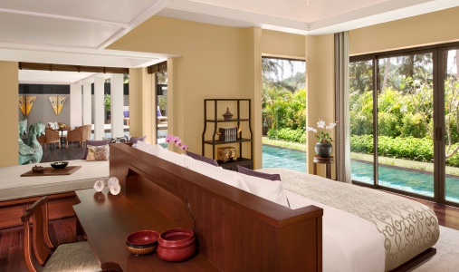 Anantara Layan Phuket-Classictravel.com-Anantara_Master_Villa-Master_Bedroom