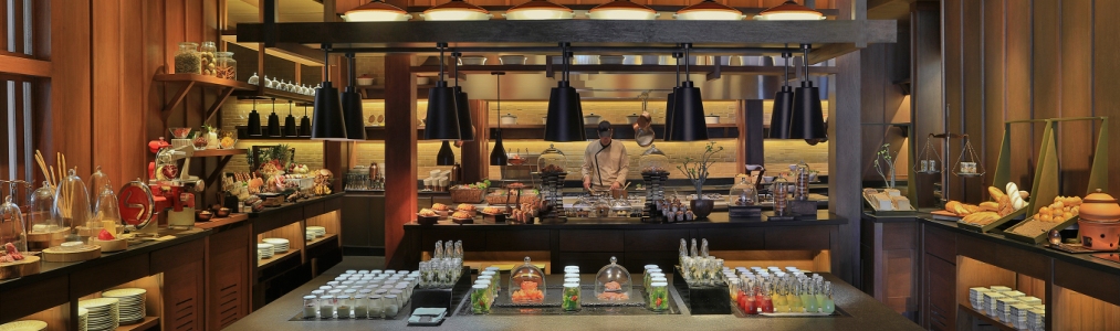 Anantara Layan Phuket-Classictravel.com-Layan_breakfast