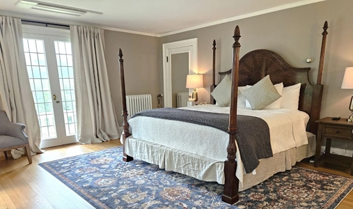 The Manor on Van Horn Estate - Buckingham - Book on ClassicTravel.com