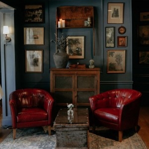 The Manor on Van Horn Estate - Details - Book on ClassicTravel.com