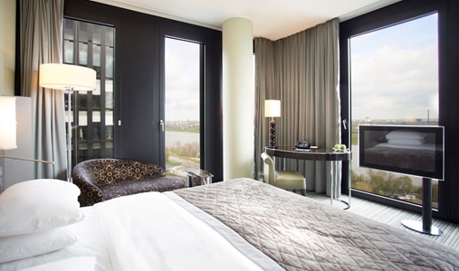 Hyatt Regency Dusseldorf - Photo #5