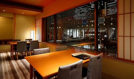 Hyatt Regency Tokyo - Restaurant Interior - Book on ClassicTravel.com