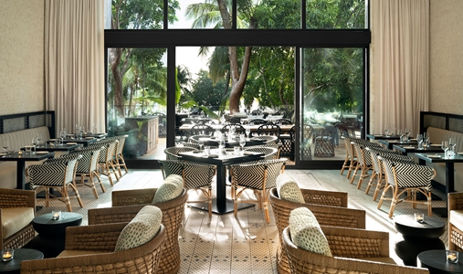 Kimpton GRAND ROATAN RESORT AND SPA - Alera - Book on ClassicTravel.com