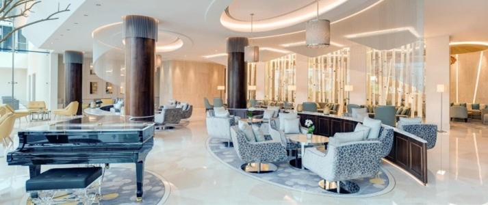 Kempinski Hotel Muscat - Amwaj Indoor Piano - Book on ClassicTravel.com