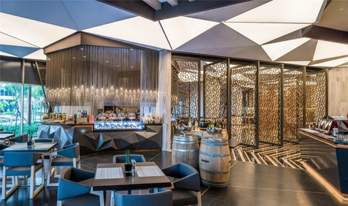 Kempinski Hotel Muscat - Cafe One - Book on ClassicTravel.com