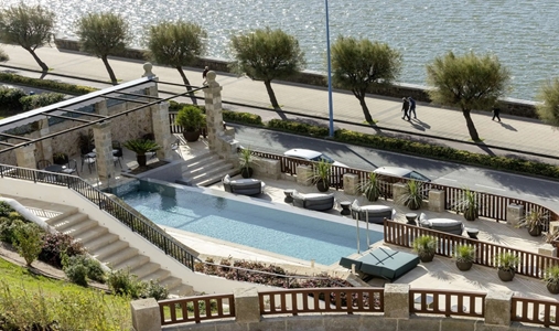 Palacio Arriluce Hotel - Pool - Book on ClassicTravel.com