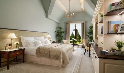 Grantley Hall - Deluxe Bedroom Fountain Wing - Book on ClassicTravel.com