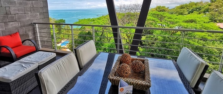 Los Altos Resort - Balcony