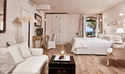 La Villa del Re - Junior Suite Sea View - Book on ClassicTravel.com