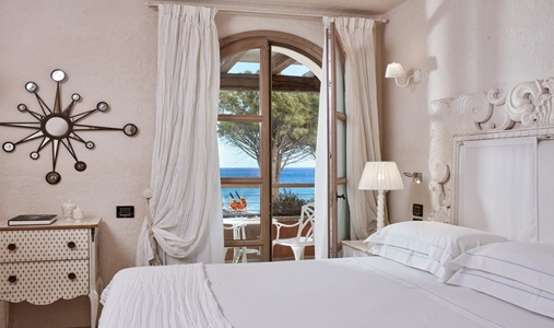 La Villa del Re - Superior Suite Sea View - Book on ClassicTravel.com