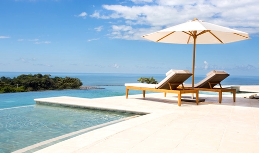 Hotel Three Sixty - Infinity Pool