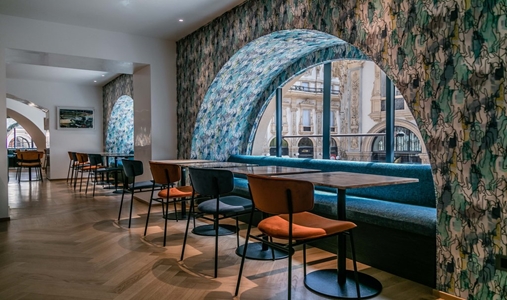 Galleria Vik Milano - V Restaurant - Book on ClassicTravel.com
