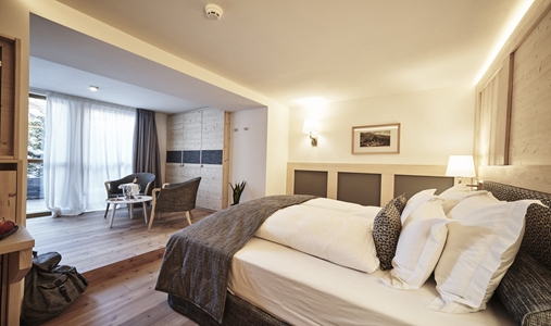Goldene Rose Karthaus - Grand Deluxe - Book on ClassicTravel.com