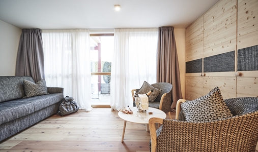 Goldene Rose Karthaus - Grand Deluxe Living Area - Book on ClassicTravel.com