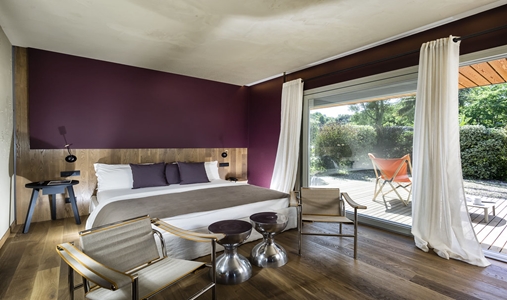 Donna Carmela Resort and Lodge - Jacuzzi Family Lodge - Book on ClassicTravel.com