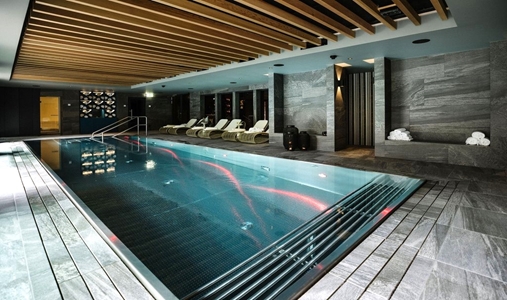 Bergwelt Grindelwald - Fire Ice SPA Indoor Pool
