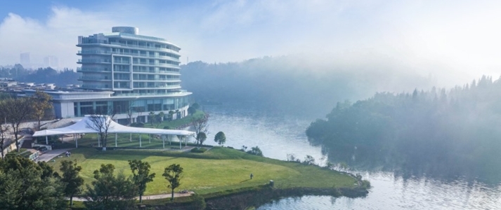 Lakeview Hotel Yulongwan Kunming - Exterior - Book on ClassicTravel.com