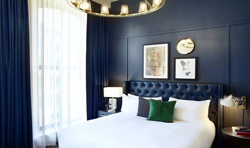 The Grady - Traditional King Room - Book on ClassicTravel.com