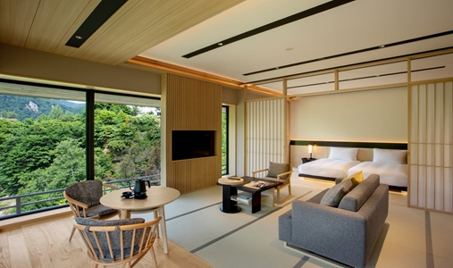 Chalet Ivy Jozankei - Corner Suite - Book on ClassicTravel.com