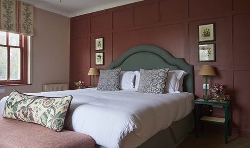 The Retreat at Elcot Park - Culture Room - Book on ClassicTravel.com