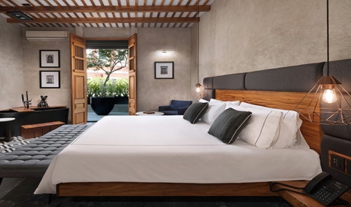 Diez Diez Collection - Deluxe Room - Book on ClassicTravel.com