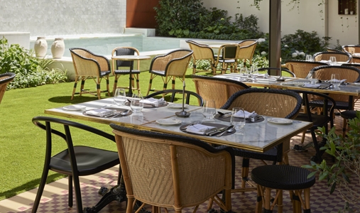 ON Residence - Restaurant
