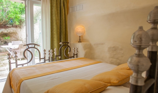 Naturalis Bio Resort and Spa - Pomegranate Suite
