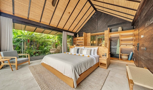 Desa Hay - Jabu Bedroom- Book on ClassicTravel.com