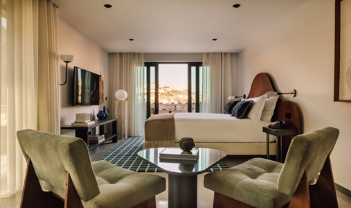 The Rebello - River Studio - Book on ClassicTravel.com