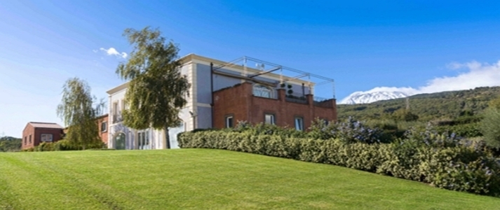 Villa Neri Resort and Spa - The Facade