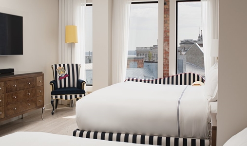 Monsieur Jean Hotel Particulie - Upper Studio with City and River View
