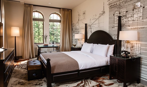 The Lodge at St. Edward Park - Daniels Suite - Book on ClassicTravel.com