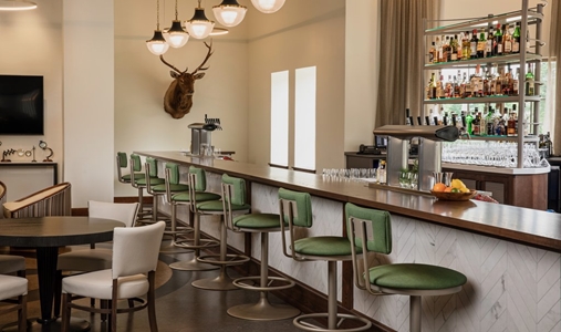 The Lodge at St. Edward Park - Father Mulligans Heritage Bar - Book on ClassicTravel.com