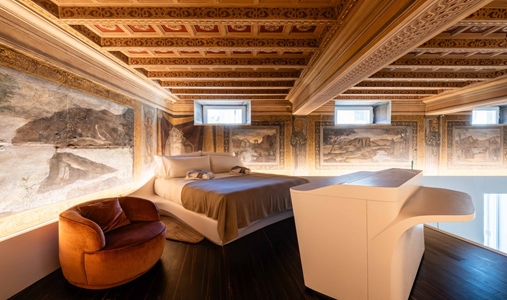ROMEO Roma - Fresco Suite - Book on ClassicTravel.com