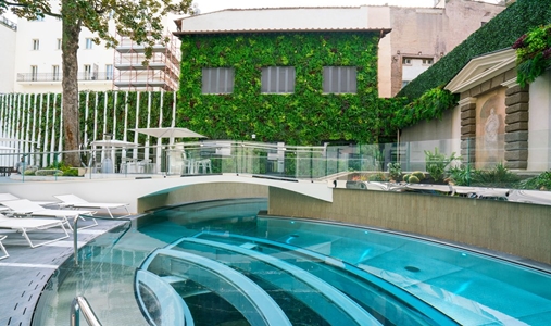 ROMEO Roma - IL Cortile Piscina - Book on ClassicTravel.com