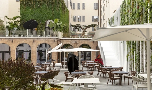 ROMEO Roma - IL Cortile Terrace - Book on ClassicTravel.com