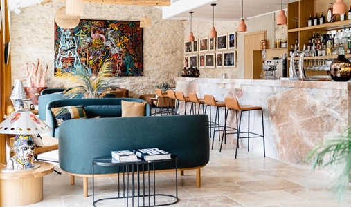 Chateau Hospitalet Wine Resort - Jazz Bar - Book on ClassicTravel.com