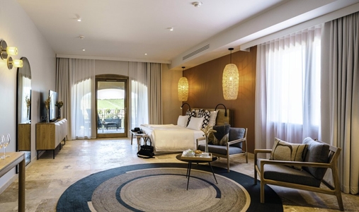 Chateau Hospitalet Wine Resort - Prestige Suite - Book on ClassicTravel.com