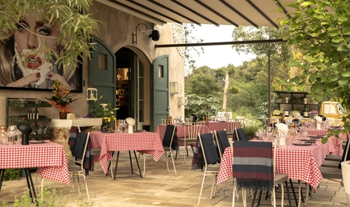 Castle Elvira - Elvira Terrace - Book on ClassicTravel.com