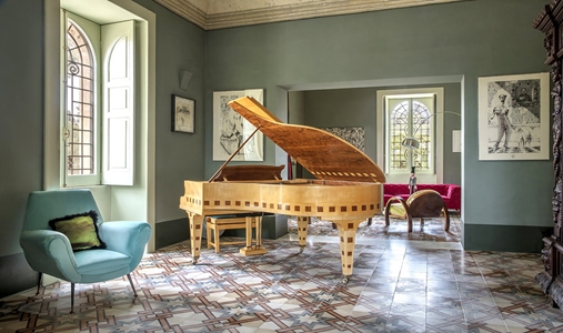 Castle Elvira - Lounge - Book on ClassicTravel.com
