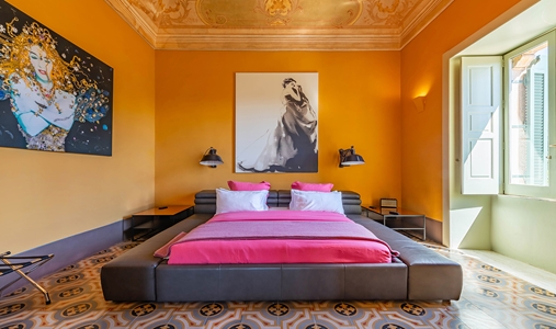 Castle Elvira - Queen - Book on ClassicTravel.com