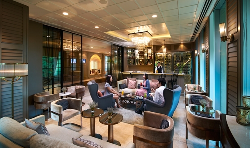 Oriental Residence Bangkok - Oriental Bar - Book on ClassicTravel.com
