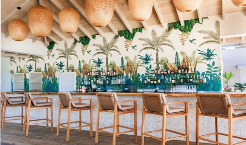 Tamarind Hills Resort - Hummingbird Bar - Book on ClassicTravel.com