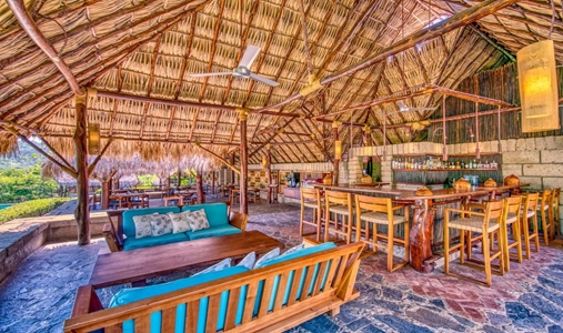 Morgans Rock Ecolodge - Bar - Book on ClassicTravel.com