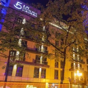 LN Hotel Five - Exterior